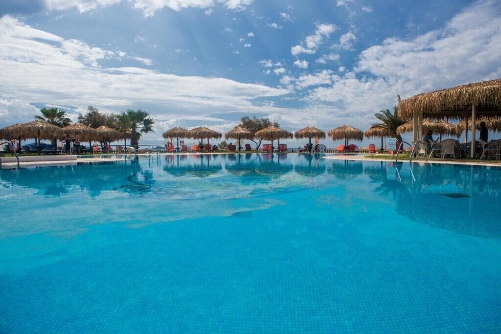 Hotel Plaza Beach 3*