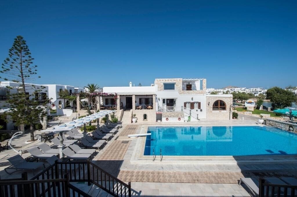 Фото Contaratos Beach 4*