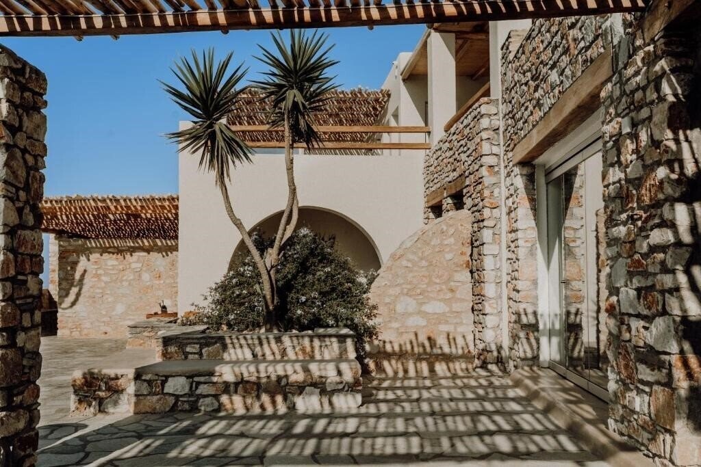 Изображение Mythic Paros Adults Only (ex. Mythic Exclusive Retreat, Mythic Exclusive Resort Adults Only 16+) 5*