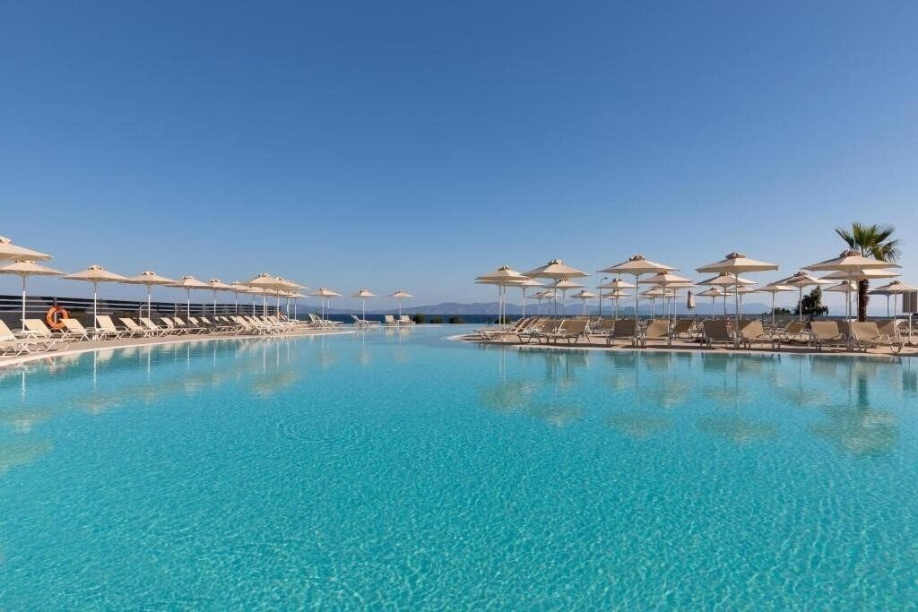 Imaginea Belair Beach Hotel 4*