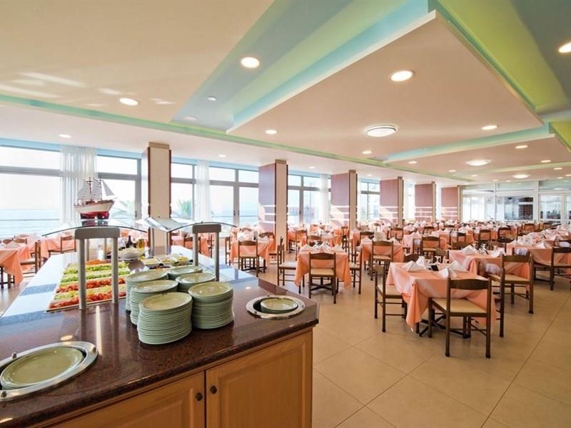 Imaginea Belair Beach Hotel 4*