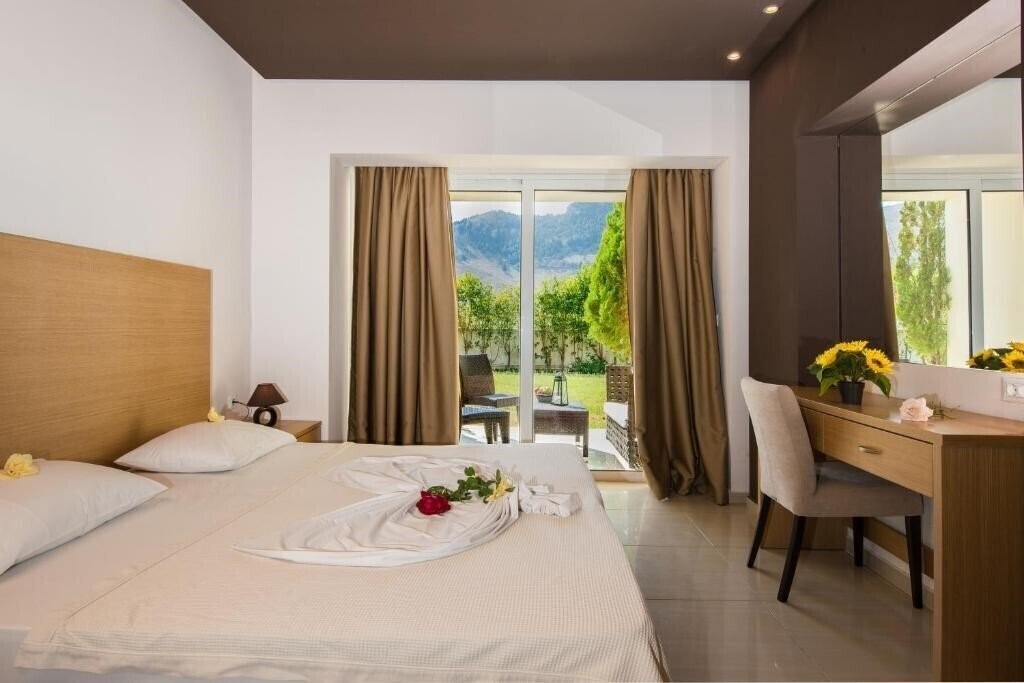Fotografii Anavadia Hotel 4*