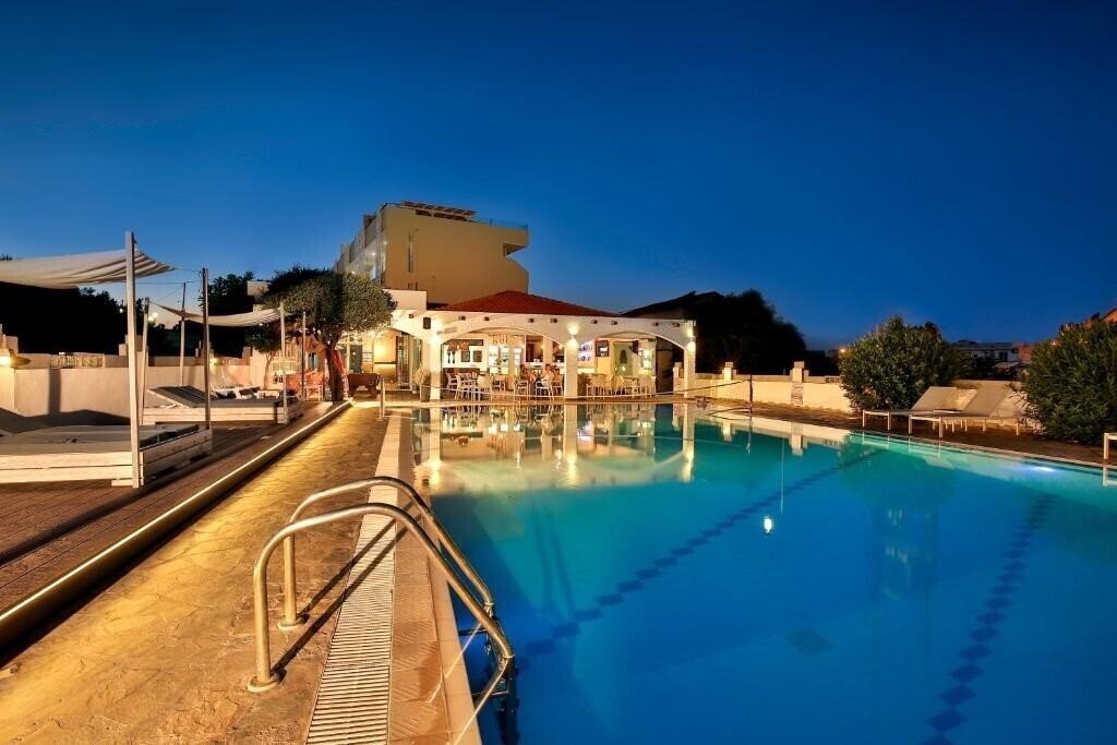 Hotel Malibu Boutique Hotel 2*