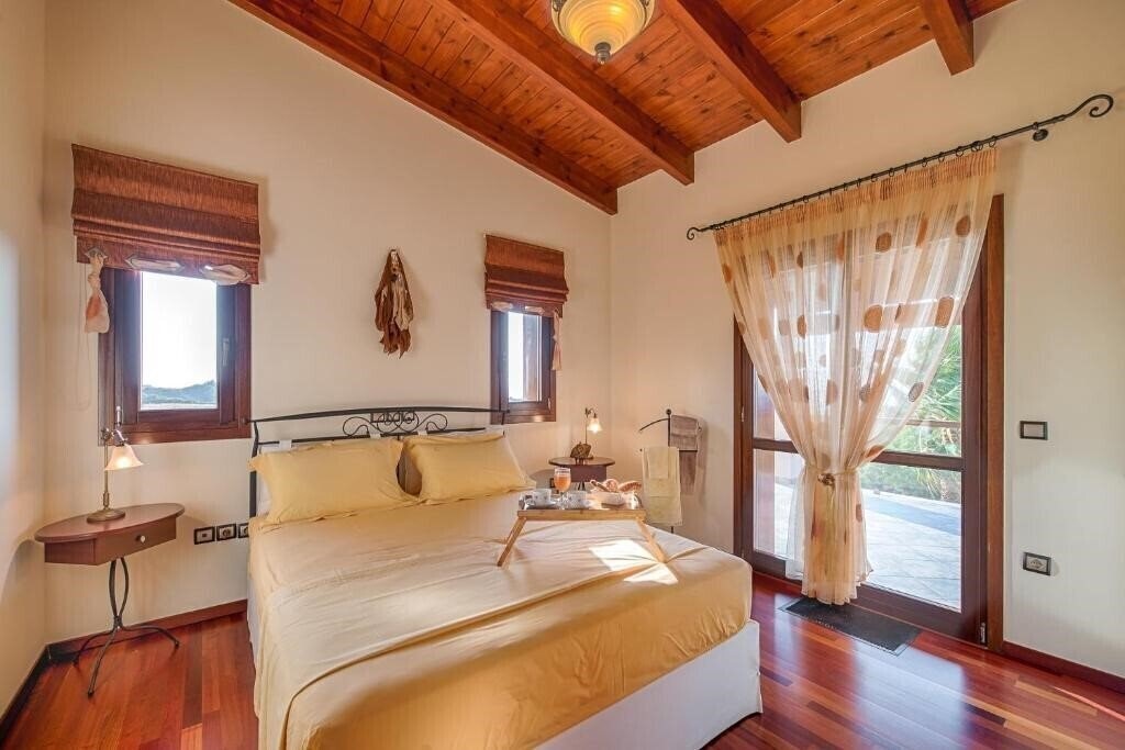 Изображение Villa Russelia 3*