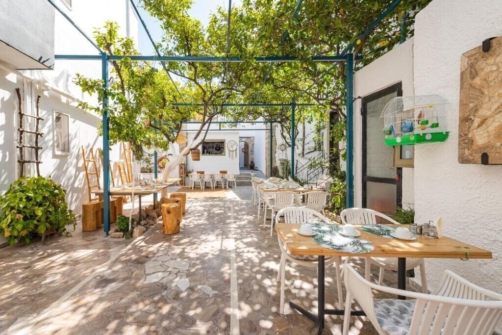 Imaginea Lefka Apartments 2*