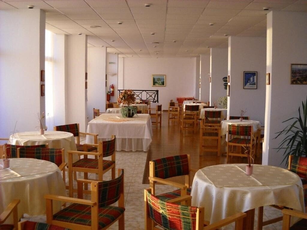 Imaginea Telhinis Hotel 2*