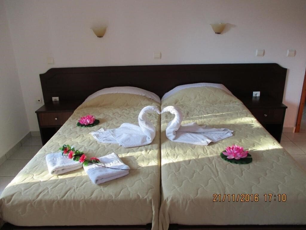 Fotografii Ekaterini Hotel-Apartments 3*