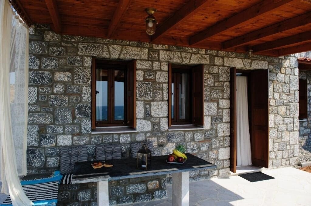 Картинка Alisahni Beachfront Villas вилла