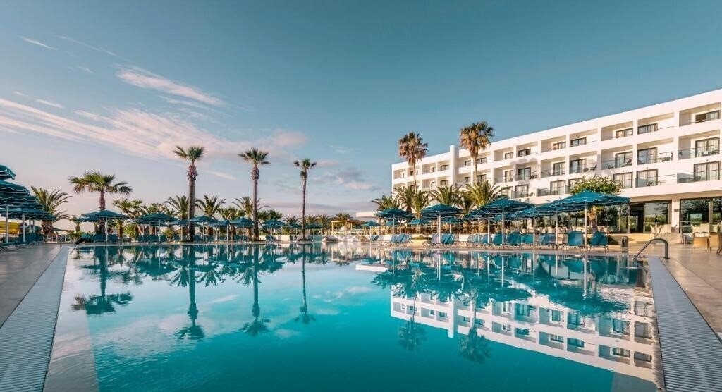 Отель Mitsis Faliraki Beach 5*