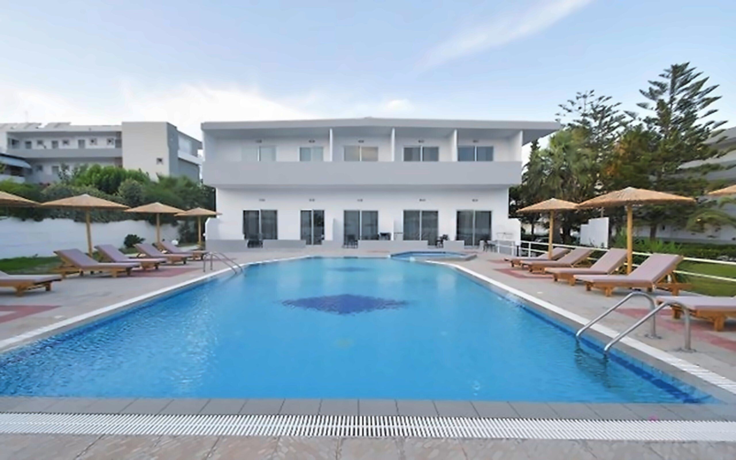 Hotel Evita Bay 4*