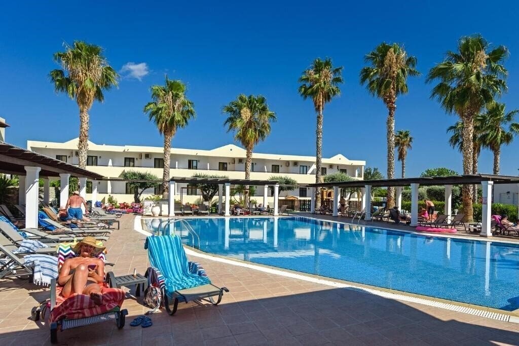 Imaginea Pefkos Village Resort 3*