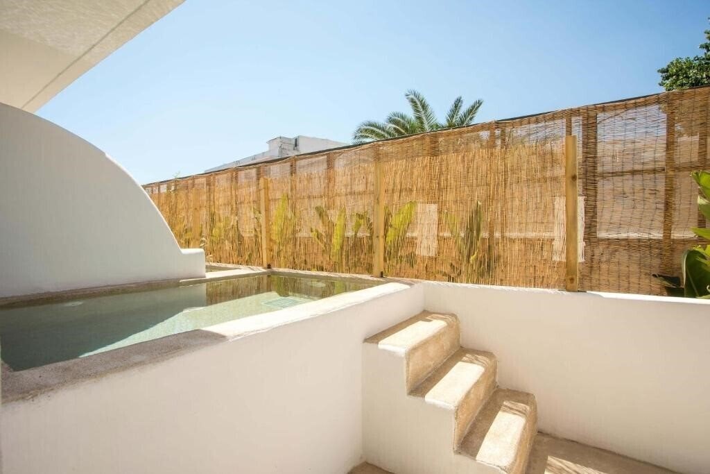 Fotografii Atma Beach Rooms & Suites 3*