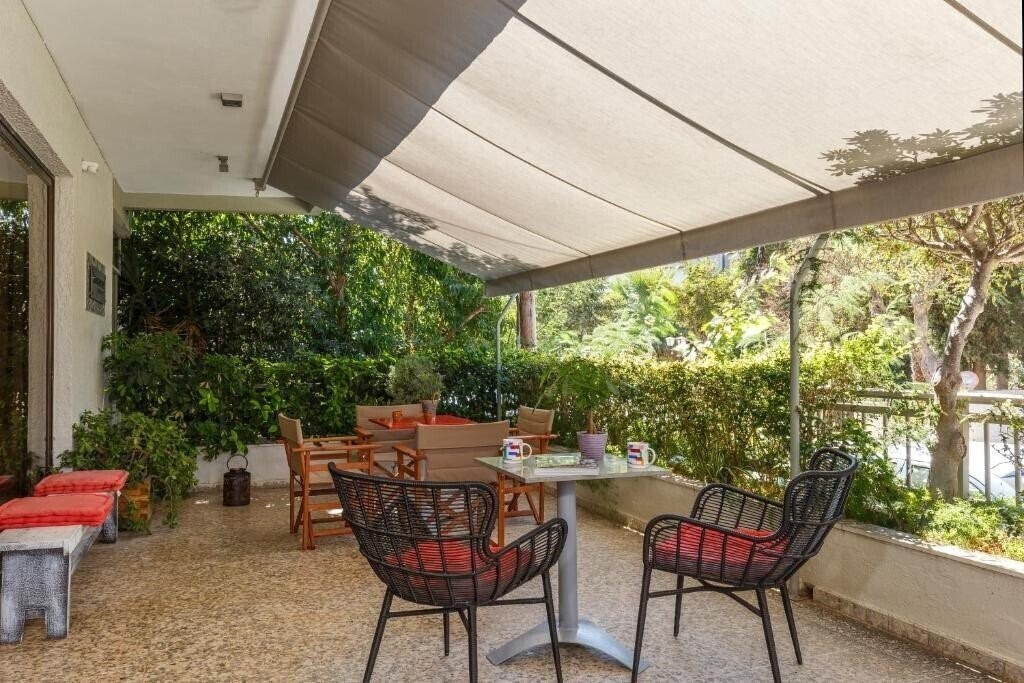 Imaginea Emmanuel Apartments 3*