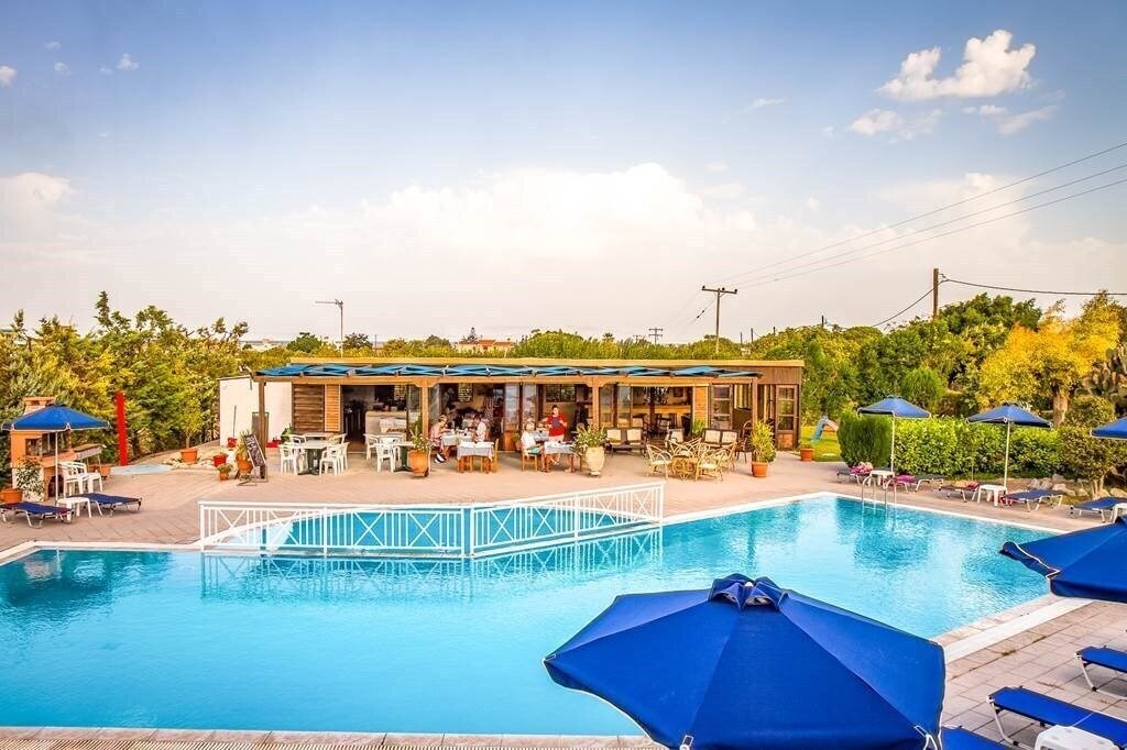 Отель Hotel Alkmini 3*