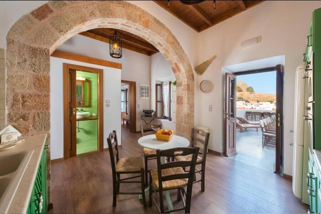 Imaginea Villa Eftihia 4*