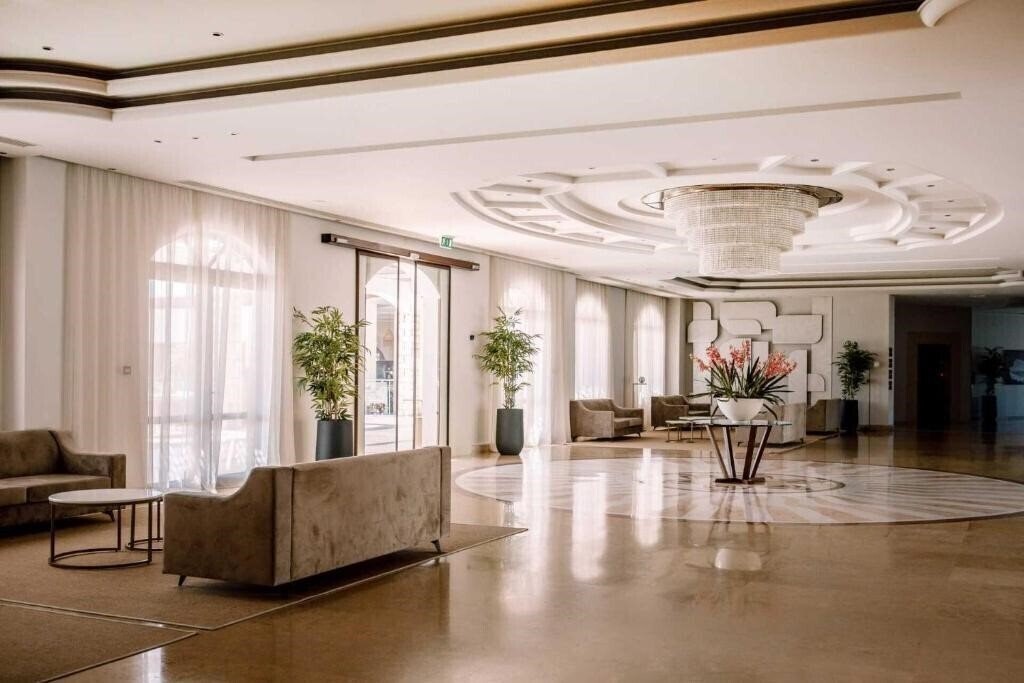 Imaginea Mythos Beach Resort 5*