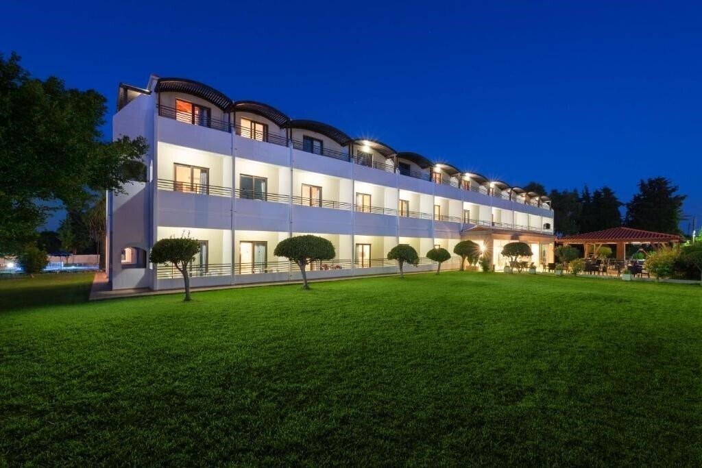 Imaginea Matoula Beach 3*