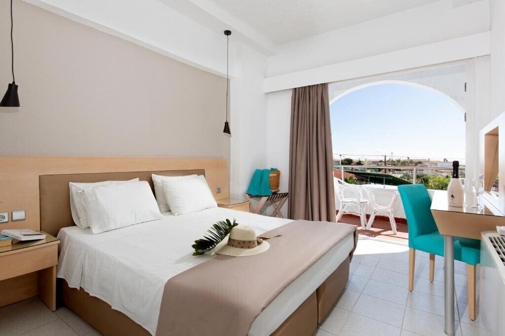 Hotel Kolymbia Sun 3*
