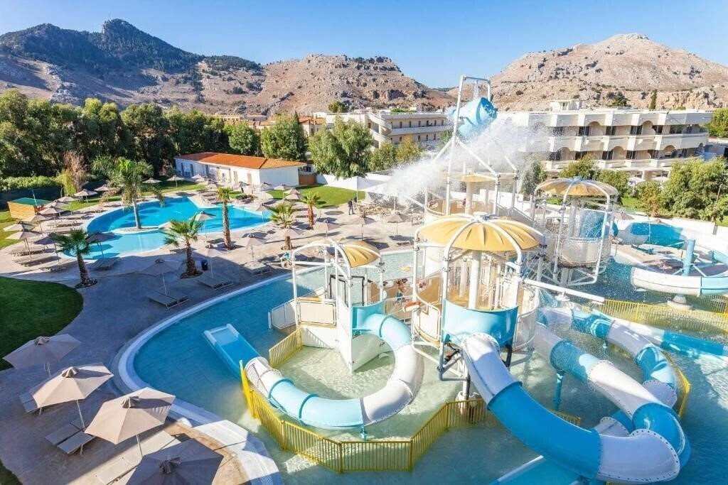 Отель Blue Sea Island Resort (ex. Alfa Beach) 4*