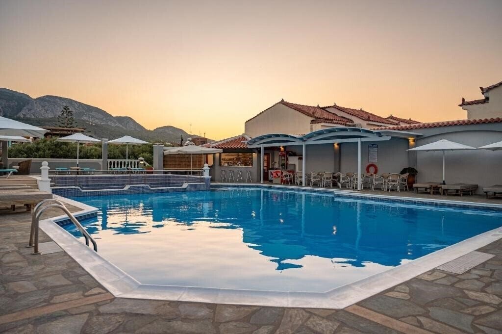 Imaginea Athena Beach (Kokkari) отель без категории