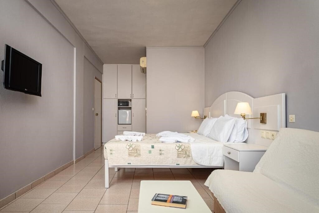 Imaginea Athena Beach (Kokkari) отель без категории