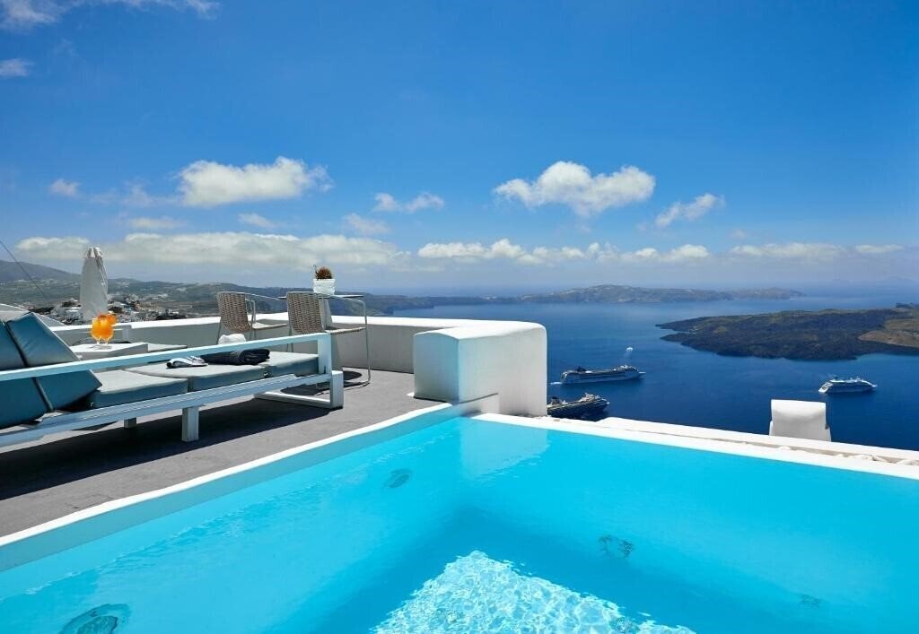 Hotel Dreams Luxury Suites 5*