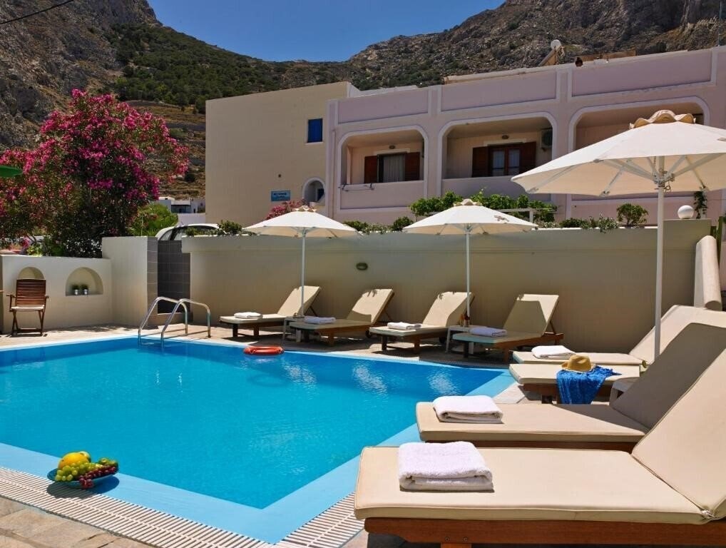 Fotografii Studios Marios 3*