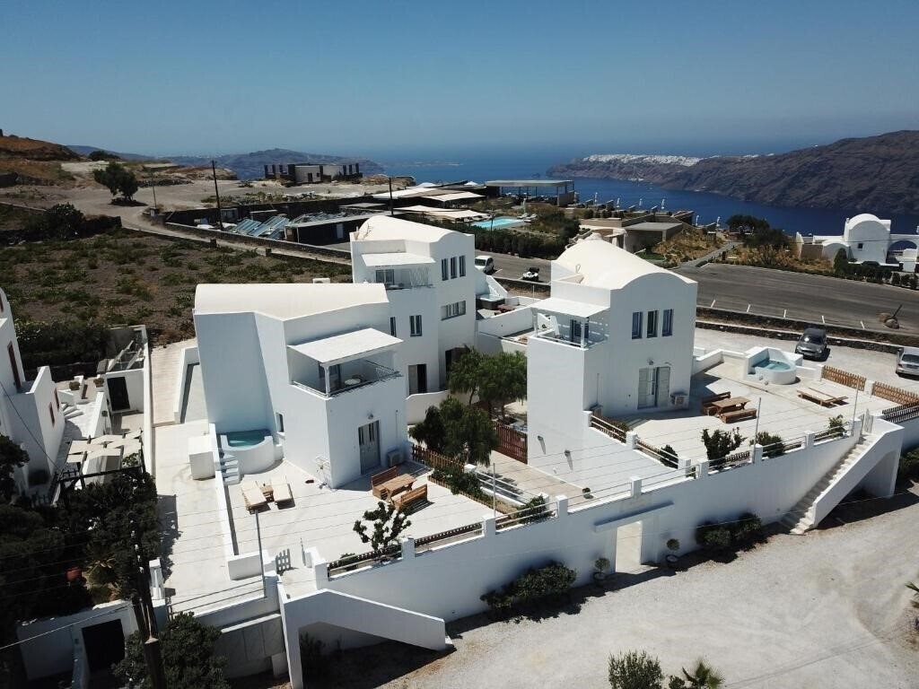 Imaginea Athiri Santorini Family Friendly Hotel 3*