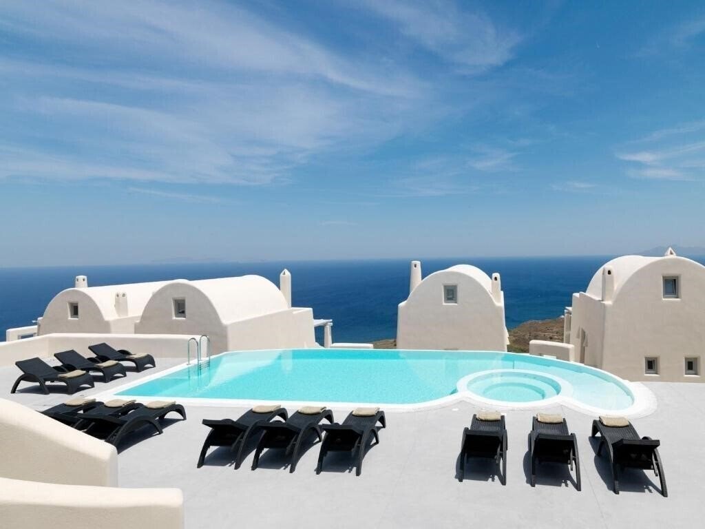 Hotel Domes Novos Santorini 5*