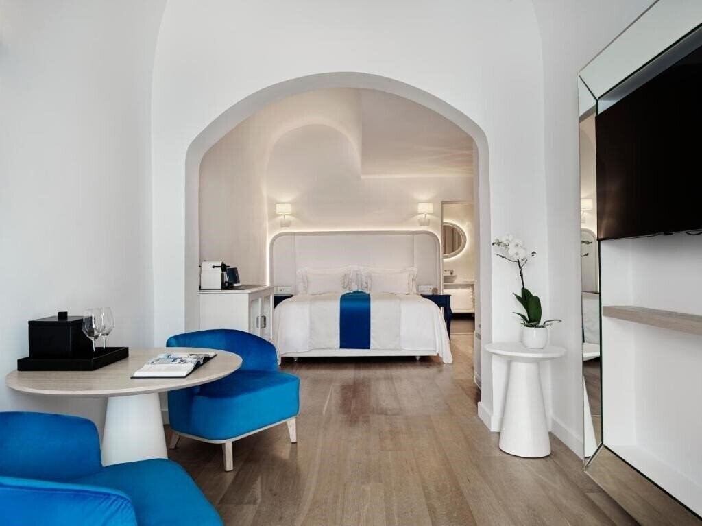 Imaginea Katikies Santorini The Leading Hotels of The World Oia 5*