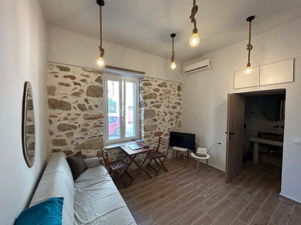 Fotografii Odysseys House 4*