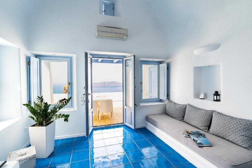 Фото Astra Suites Hotel 5*