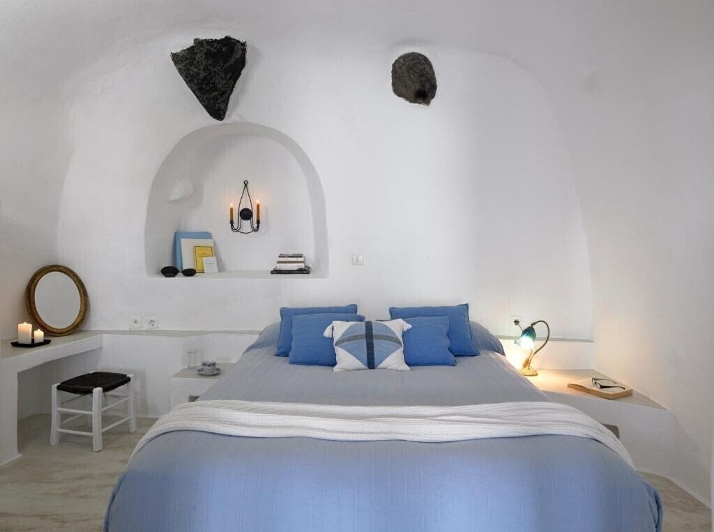 Изображение Altana Heritage Suites (ex. Altana Traditional Houses and Suites, Altana Hotel) 4*