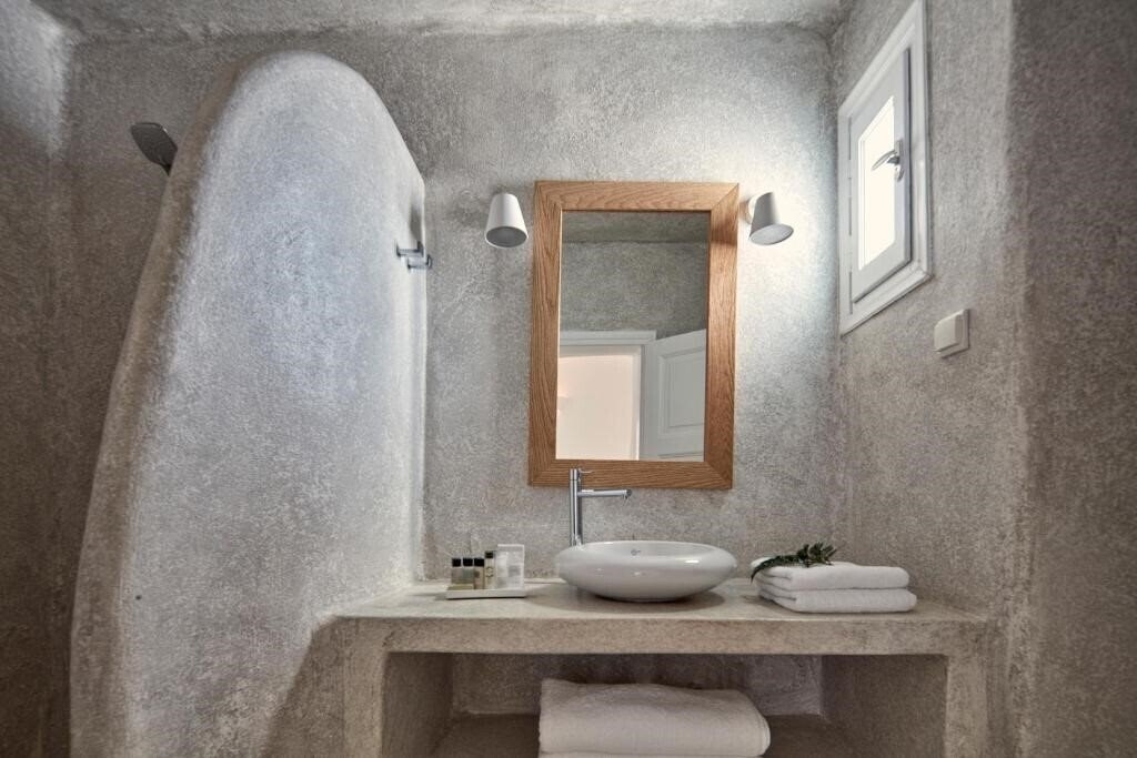 Фотография Cliff Side Suites 4*