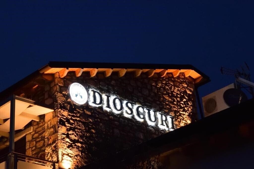 Imaginea Dioscuri Luxury Apartments 3*