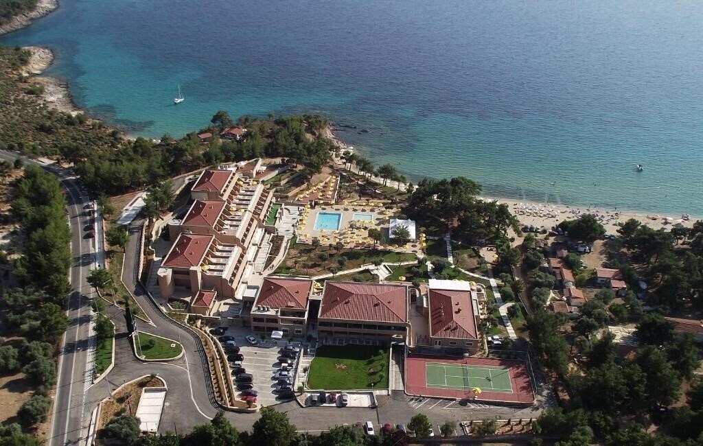 Hotel Royal Paradise Beach Resort & SPA 5*