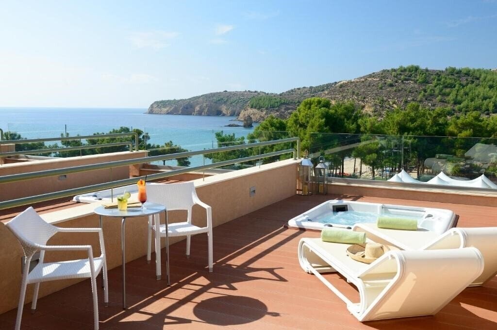 Imaginea Royal Paradise Beach Resort & SPA 5*