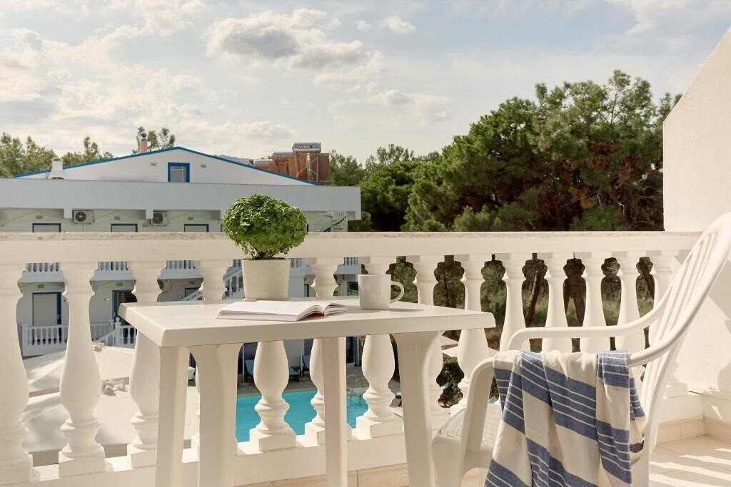 Фото Kazaviti Hotel Apartments апартаменты