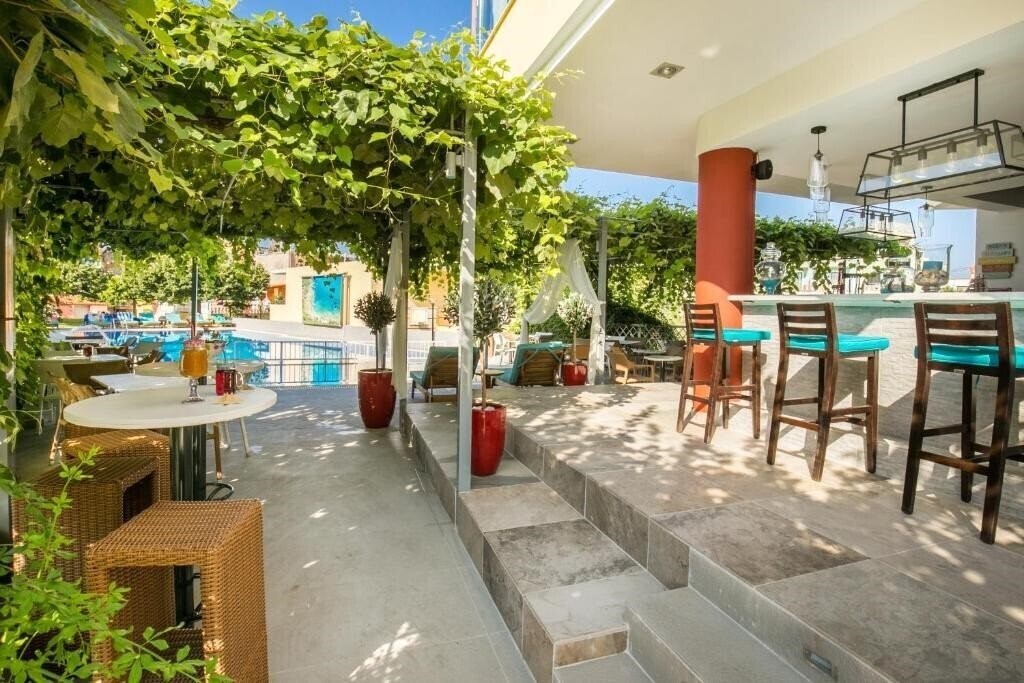 Imaginea Thalassies Hotel 3*