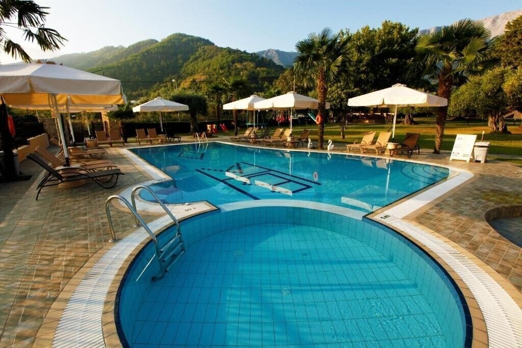 Fotografii Ariadni Hotel 4*