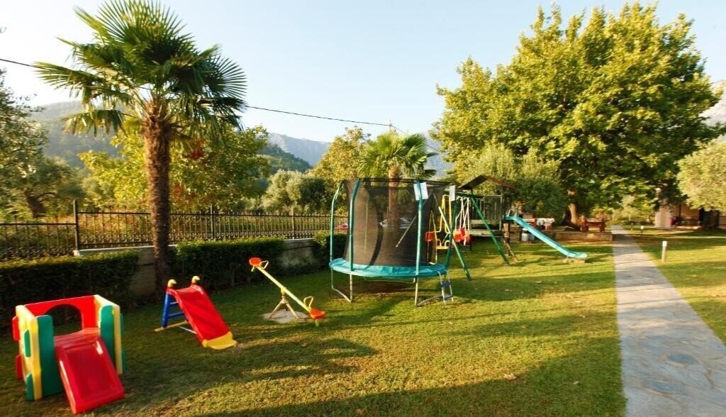 Imaginea Ariadni Hotel 4*