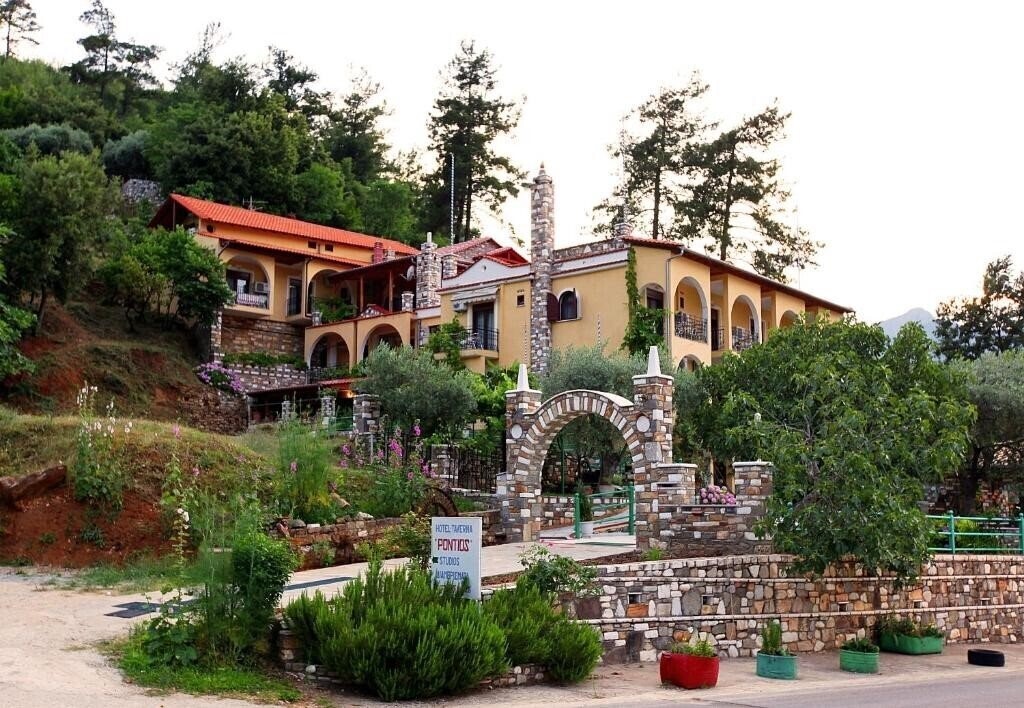 Imaginea Pontios Hotel 2*