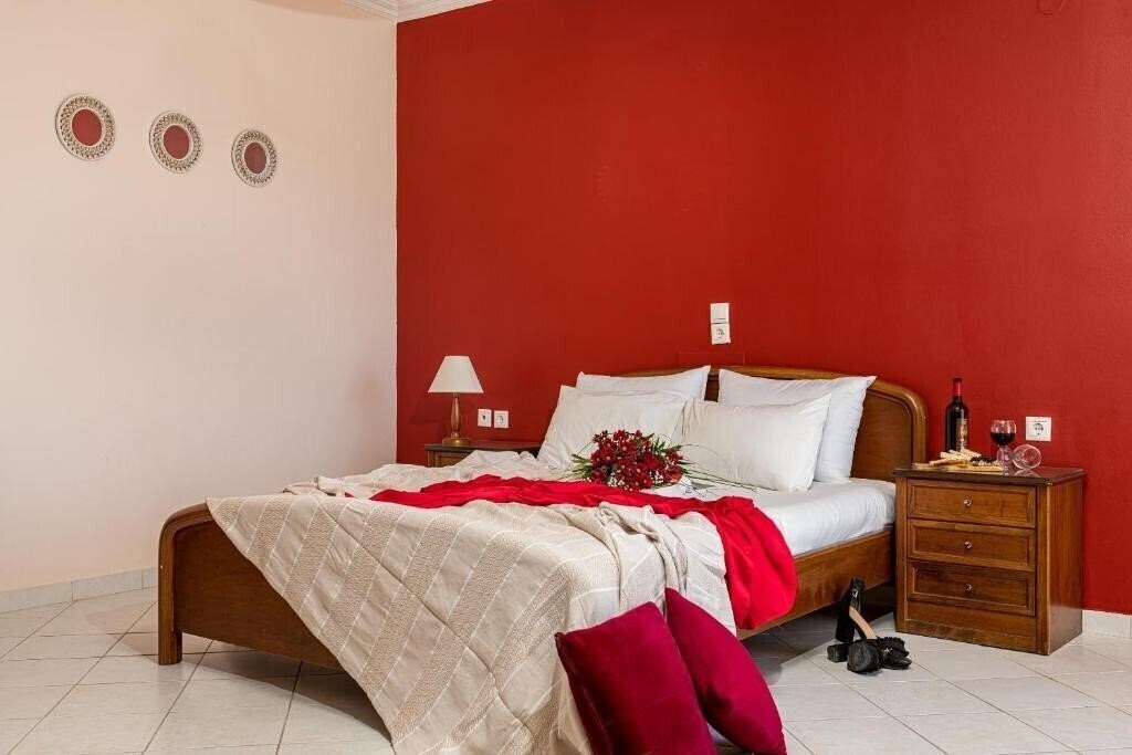 Фото Dinos Hotel 3*