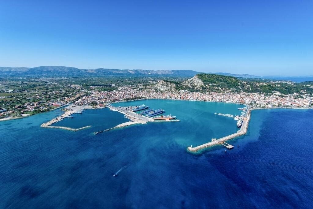 Imaginea Strada Marina Hotel 4*