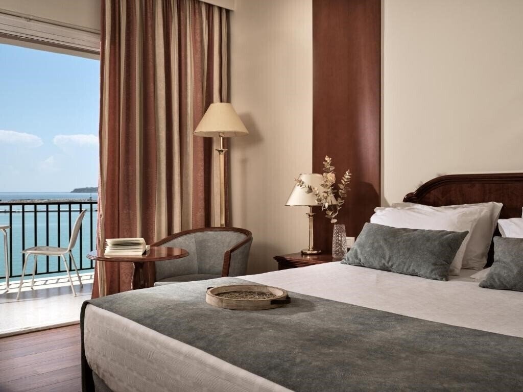 Imaginea Strada Marina Hotel 4*