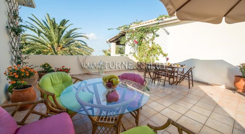 Imaginea Villa Phoenix 3*