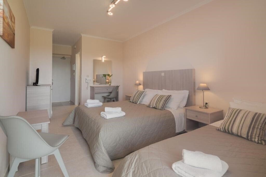 Imaginea Varres Hotel 3*
