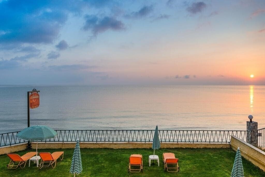 Hotel Andreolas Luxury Suites 5*