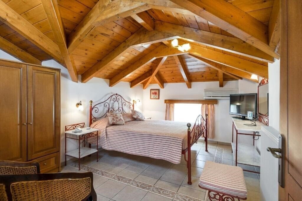 Fotografii Andreolas Luxury Suites 5*