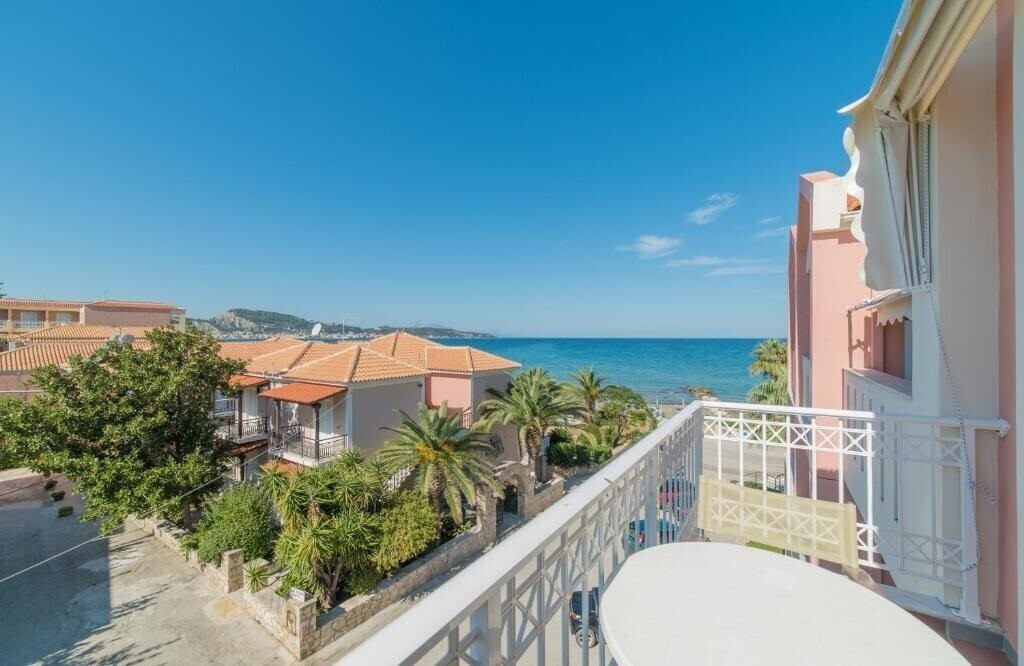 Картинка Xenos Kamara Beach 2*